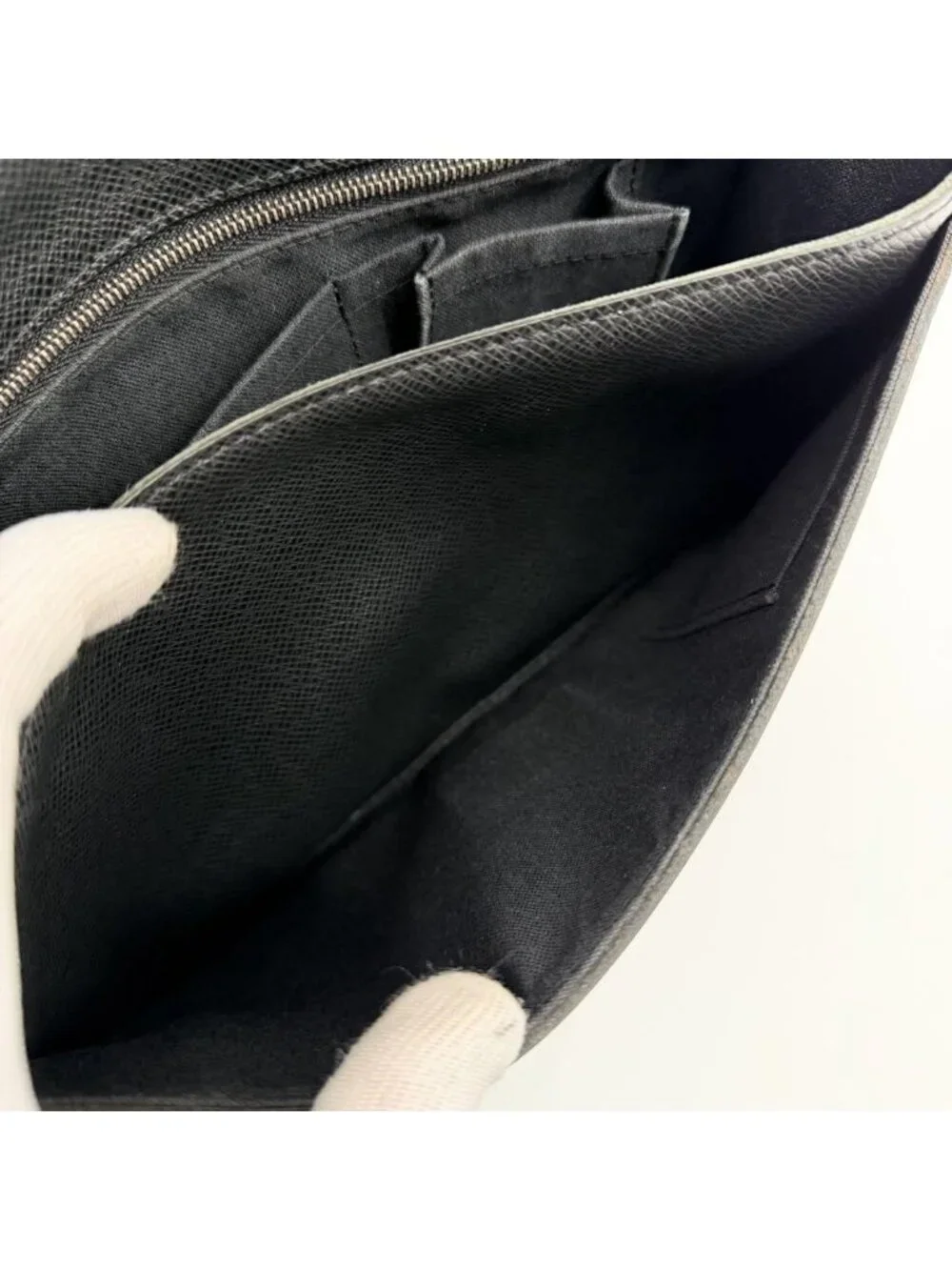 Louis Vuitton Belaia Taiga Clutch Leather